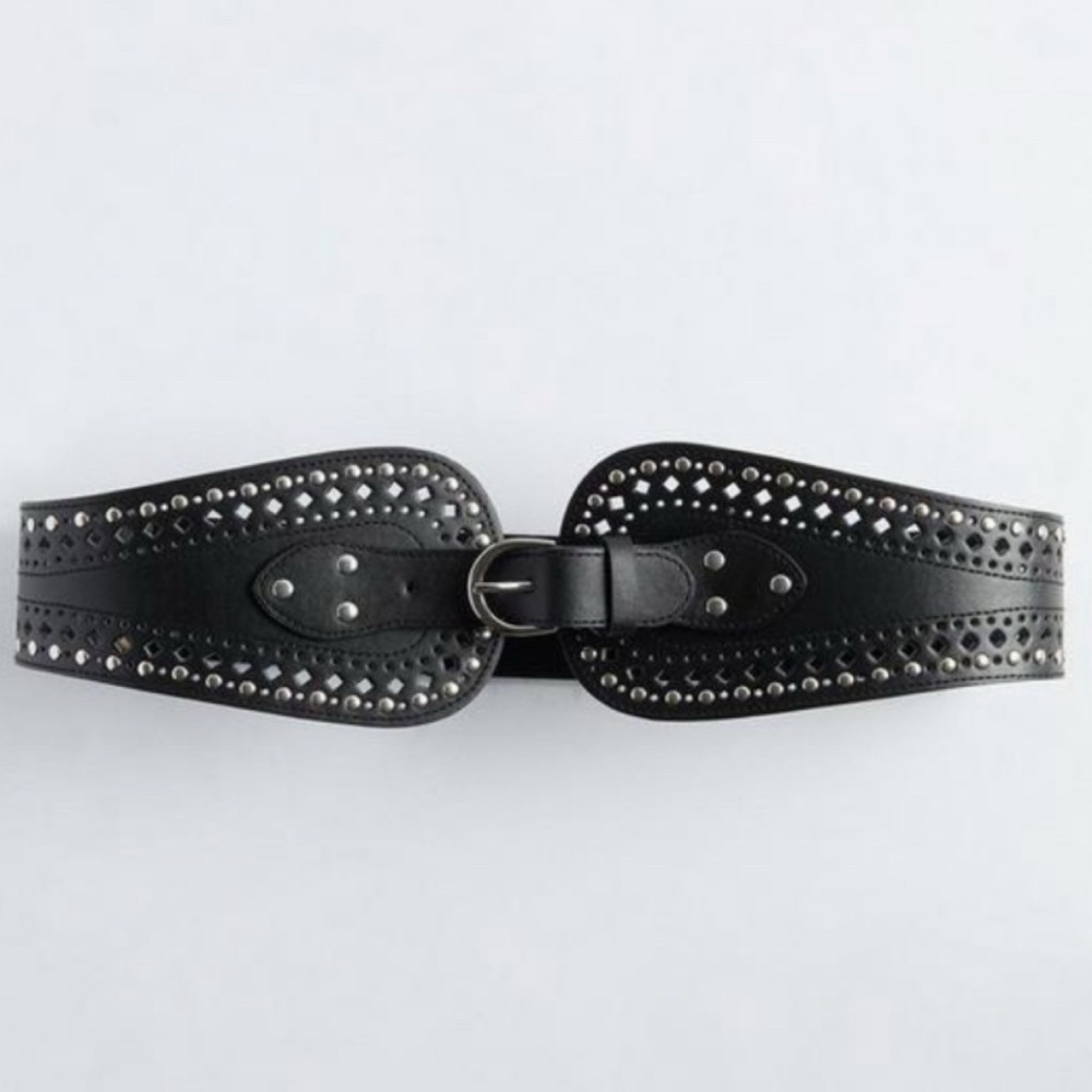 🆕 Black Studded Waist Belt 4 4X 26 NWT Torrid New!